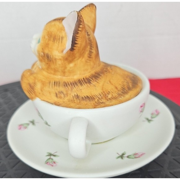 Vintage Mann Rotating Music Box Kitten in a Teacup 1986  Plays Cats Theme Works! - Picture 6 of 10